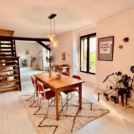 Spacieux Duplex En Centre-ville Garage Box * Επερνέ